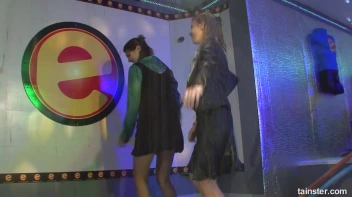 Welcome To The Mad House Part 2 - Cam 4 Screencap 71 on sinx.preview.netperv.com