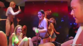 Blue Jean Babes Part 3 Cam 1 Screencap 40 on sinx.preview.netperv.com