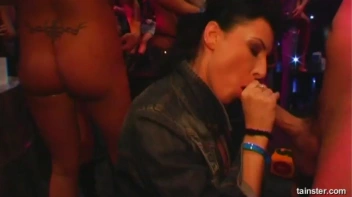 Blue Jean Babes Part 3 Cam 1 Screencap 64 on sinx.preview.netperv.com