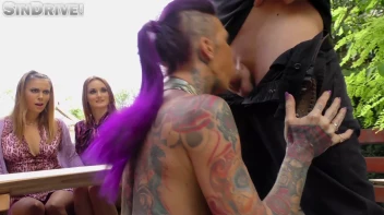 Banger Management: Busty Badass Babe Is Bastardly Blowjobbing - A Kinky "How To" Video Tutorial 4 Future Bitches Screencap 15 on sinx.preview.netperv.com