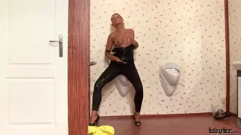 Regina Rides The Slime Wave Screencap 59 on sinx.preview.netperv.com