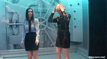 Dripping wet clothes see through Screencap 26 on sinx.preview.netperv.com