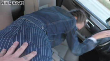 Tiny Blonde Hitchhiker Gets Railed Screencap 43 on sinx.preview.netperv.com