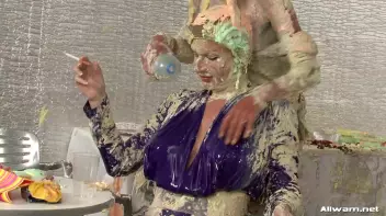 The Messiest Dessert Ever Screencap 95 on sinx.preview.netperv.com