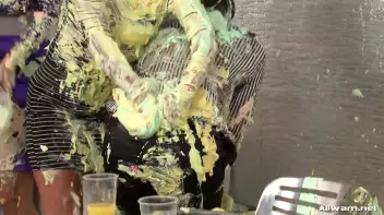 The Messiest Dessert Ever Screencap 34 on sinx.preview.netperv.com