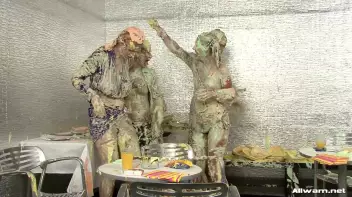 The Messiest Dessert Ever Screencap 70 on sinx.preview.netperv.com