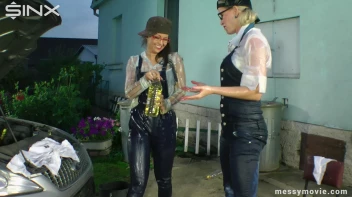 Mechanic Girls Get Oiled Up Screencap 51 on sinx.preview.netperv.com