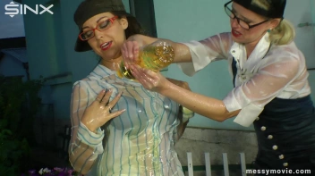 Mechanic Girls Get Oiled Up Screencap 53 on sinx.preview.netperv.com