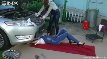 Mechanic Girls Get Oiled Up Screencap 6 on sinx.preview.netperv.com