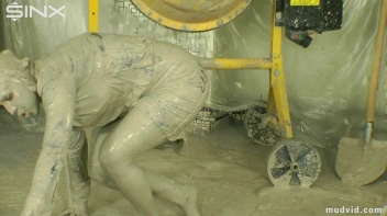 Bitch boss lady and her assistant in a messy catfight Screencap 44 on sinx.preview.netperv.com