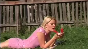 Piss Sluts Find Their Summer Love Screencap 15 on sinx.preview.netperv.com