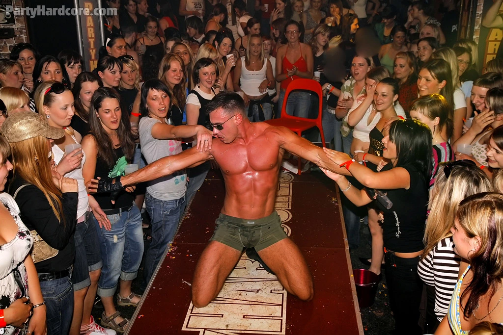 Party Hardcore Vol. 27 Part 1 on sinx.preview.netperv.com