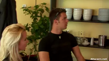 Don't Piss Off This Waitress! Screencap 38 on sinx.preview.netperv.com