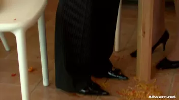 Don't Piss Off This Waitress! Screencap 49 on sinx.preview.netperv.com