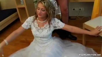 A Very Golden Bridal Shower Screencap 92 on sinx.preview.netperv.com