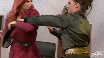 Ripped Up Business Lesbos Screencap 20 on sinx.preview.netperv.com