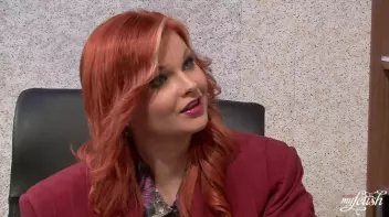 Ripped Up Business Lesbos Screencap 3 on sinx.preview.netperv.com