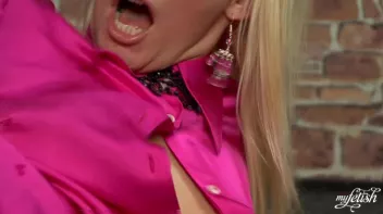 Fuck That Pink All Over The Club Screencap 62 on sinx.preview.netperv.com