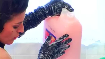 Lesbian Laundromat Screencap 115 on sinx.preview.netperv.com