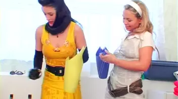 Lesbian Laundromat Screencap 19 on sinx.preview.netperv.com