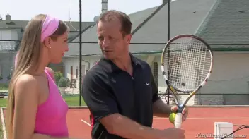 Tennis Injury Needs Some Piss Relief Screencap 3 on sinx.preview.netperv.com