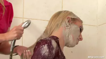 Eurobabe Post Mud Fight Shower Down Screencap 43 on sinx.preview.netperv.com