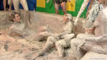When Two Mud Battles Become One Screencap 33 on sinx.preview.netperv.com
