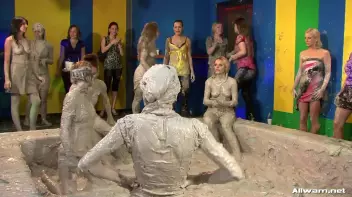 When Two Mud Battles Become One Screencap 42 on sinx.preview.netperv.com