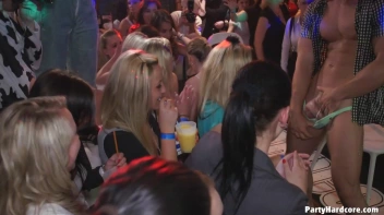 Party Hardcore Vol. 72 Part 1 - Cam 4 Screencap 39 on sinx.preview.netperv.com