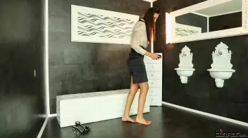 Pumping Shoes And Sluts Full Of Cum Screencap 4 on sinx.preview.netperv.com