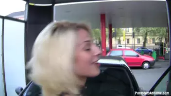 DickSuck Car Wash Screencap 74 on sinx.preview.netperv.com