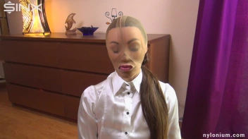 Her Tongue and Lips Are All You Need Screencap 5 on sinx.preview.netperv.com