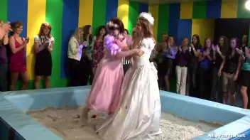 Wedding Babes Bitch Battle Screencap 23 on sinx.preview.netperv.com