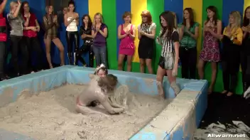 Wedding Babes Bitch Battle Screencap 47 on sinx.preview.netperv.com