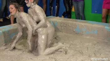 Wedding Babes Bitch Battle Screencap 68 on sinx.preview.netperv.com