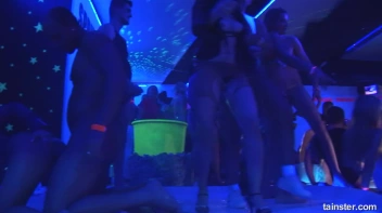 Spring Break Blow-Out Part 5 - Cam 4 Screencap 20 on sinx.preview.netperv.com