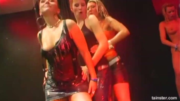 Blue Jean Babes Part 3 Cam 3 Screencap 36 on sinx.preview.netperv.com