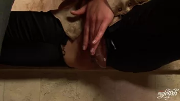 Creaming Her Pants Screencap 112 on sinx.preview.netperv.com