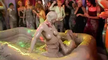 Elegant Muddy Wrestling? Screencap 39 on sinx.preview.netperv.com