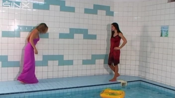 Catfighting Girls Get Soaked In The Pool Screencap 9 on sinx.preview.netperv.com