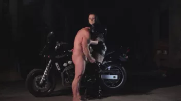 Auf meine Stiefel gewichst Screencap 23 on sinx.preview.netperv.com