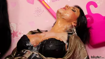 Beautiful Curves Blasted In Cum! Screencap 36 on sinx.preview.netperv.com