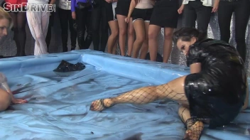 Oily Wrestling: Tatiana Milovani vs. Angelina Screencap 24 on sinx.preview.netperv.com