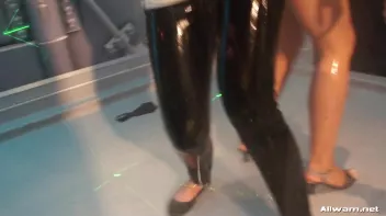 Dream Showers Screencap 21 on sinx.preview.netperv.com