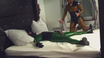 Latexgelüste 3 Screencap 14 on sinx.preview.netperv.com