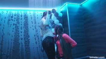 The Wetlook Vibe Is Very Alive! Screencap 39 on sinx.preview.netperv.com