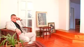 Booty Bidding War Screencap 1 on sinx.preview.netperv.com