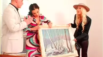 Booty Bidding War Screencap 25 on sinx.preview.netperv.com