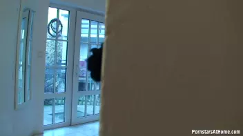 Waiting For His Afternoon Blowjob Screencap 2 on sinx.preview.netperv.com