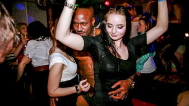 Latest deal - Party Hardcore Vol. 71 Part 3 - Cam 4